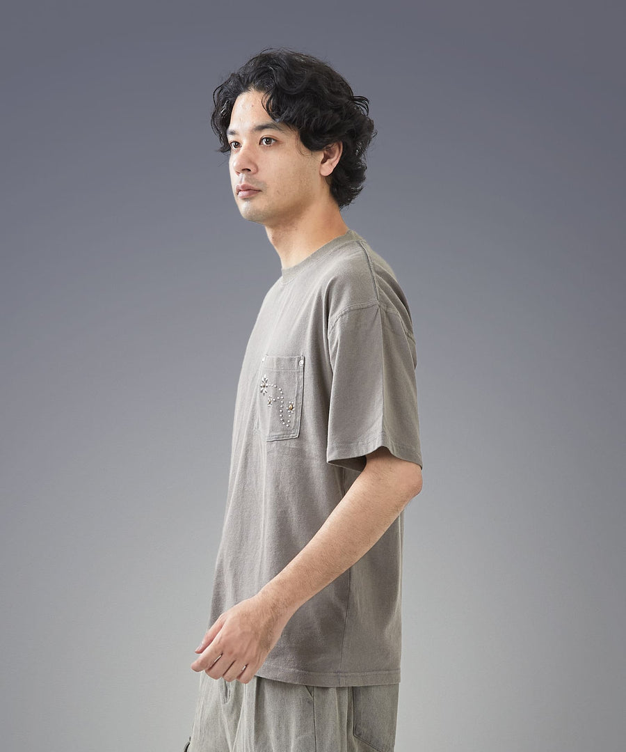 Silent Fade Tee — Studs / GRAND YELLS / 203339