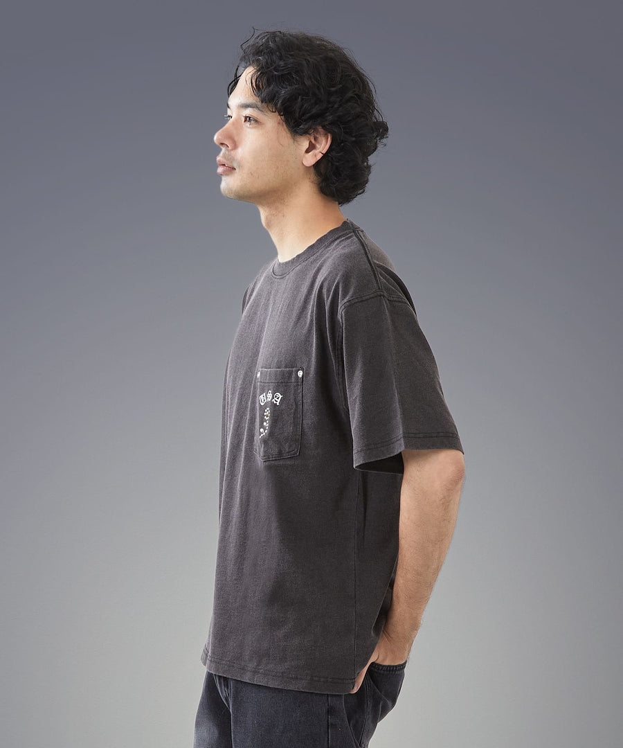 Silent Fade Tee — Studs & Logo / GRAND YELLS / 203344