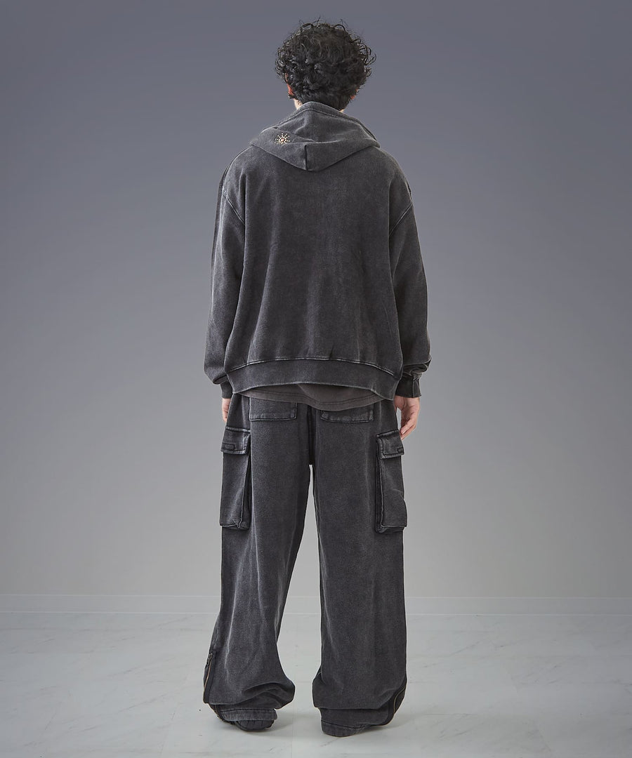 Silent Fade Sweat Pants — Studded Wide Parachute / GRAND YELLS / 304326