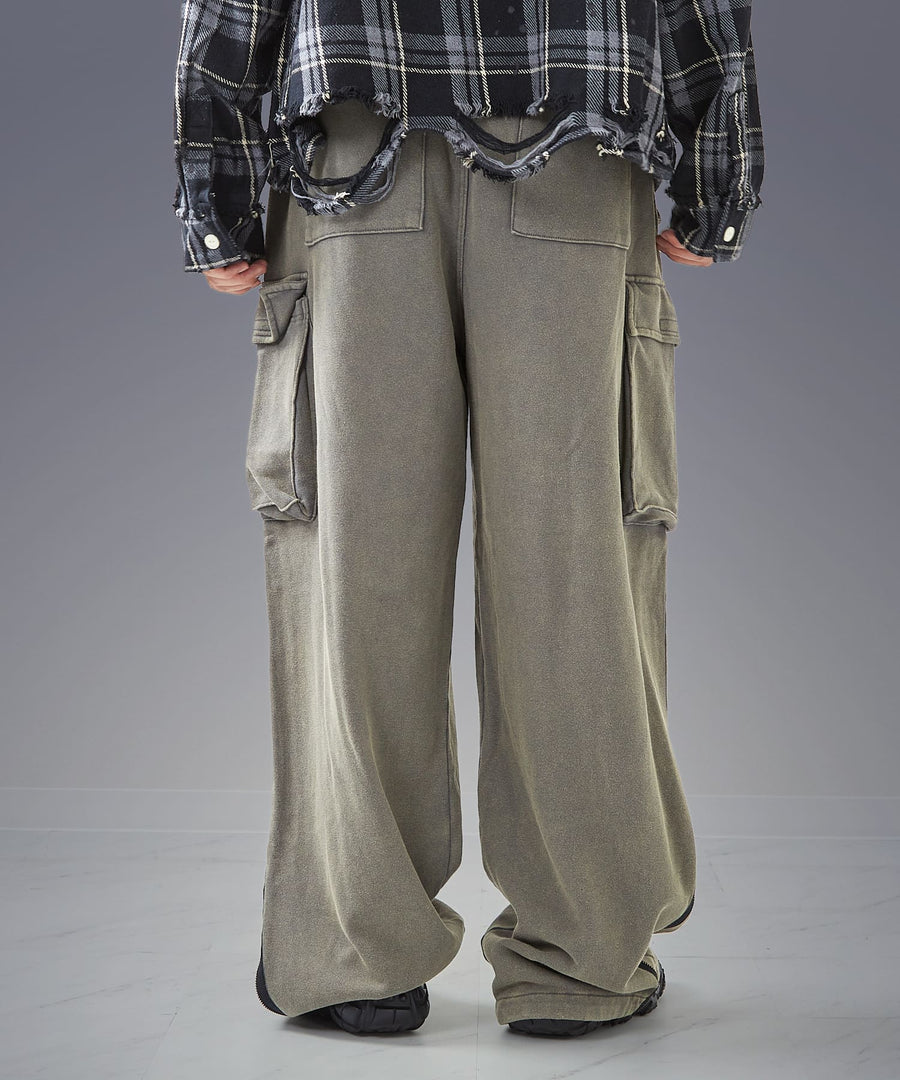 Silent Fade Sweat Pants — Studded Wide Parachute / GRAND YELLS / 304326