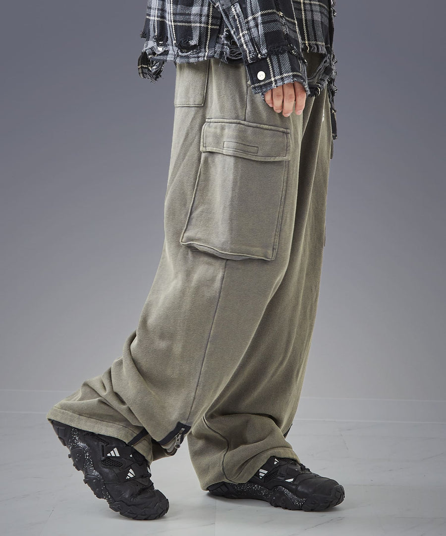 Silent Fade Sweat Pants — Studded Wide Parachute / GRAND YELLS / 304326