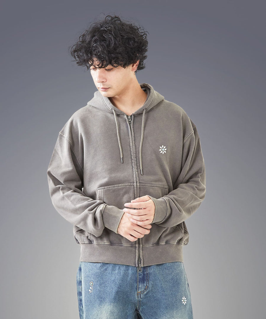 Silent Fade Sweat — Studded & Applique Hoodie / GRAND YELLS / 304324