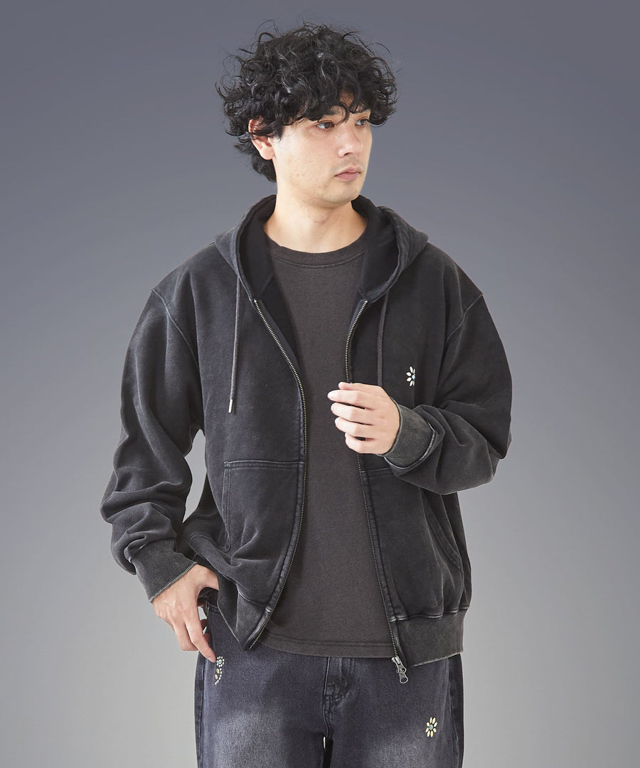 Silent Fade Sweat — Studded & Applique Hoodie / GRAND YELLS / 304324