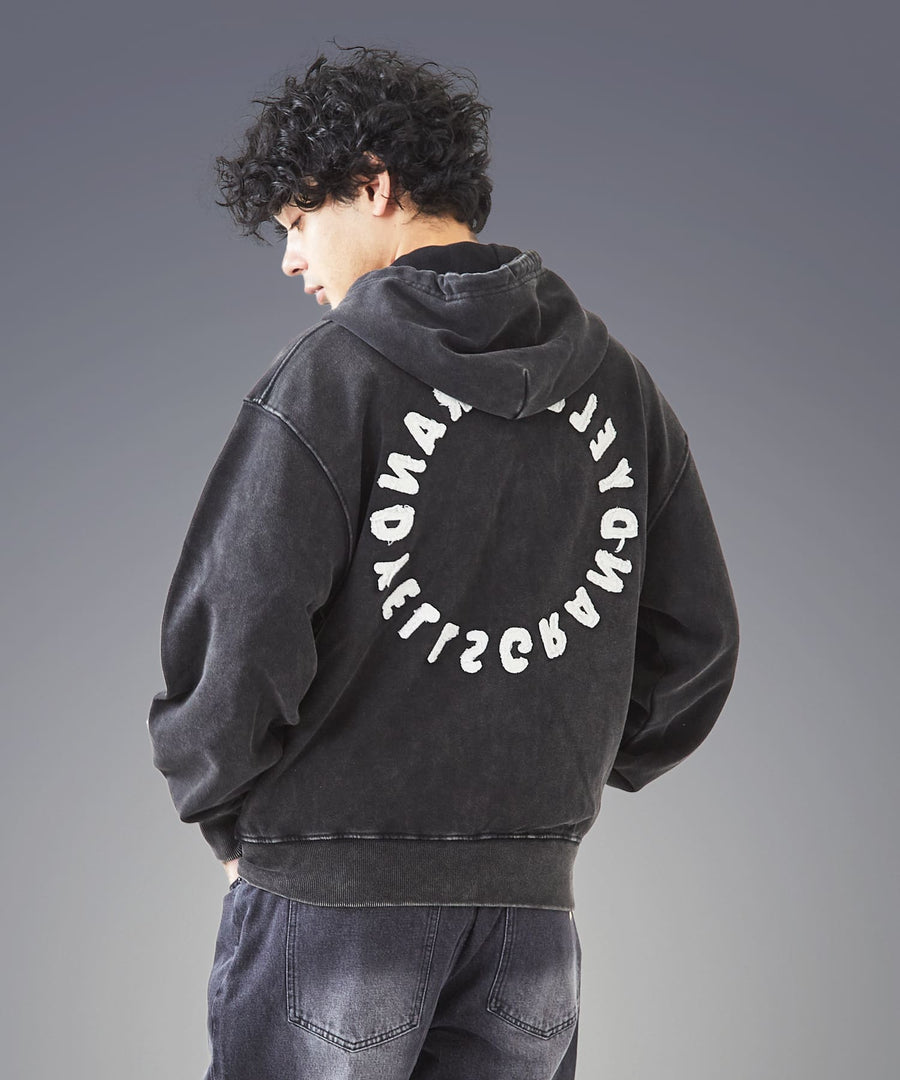 Silent Fade Sweat — Studded & Applique Hoodie / GRAND YELLS / 304324
