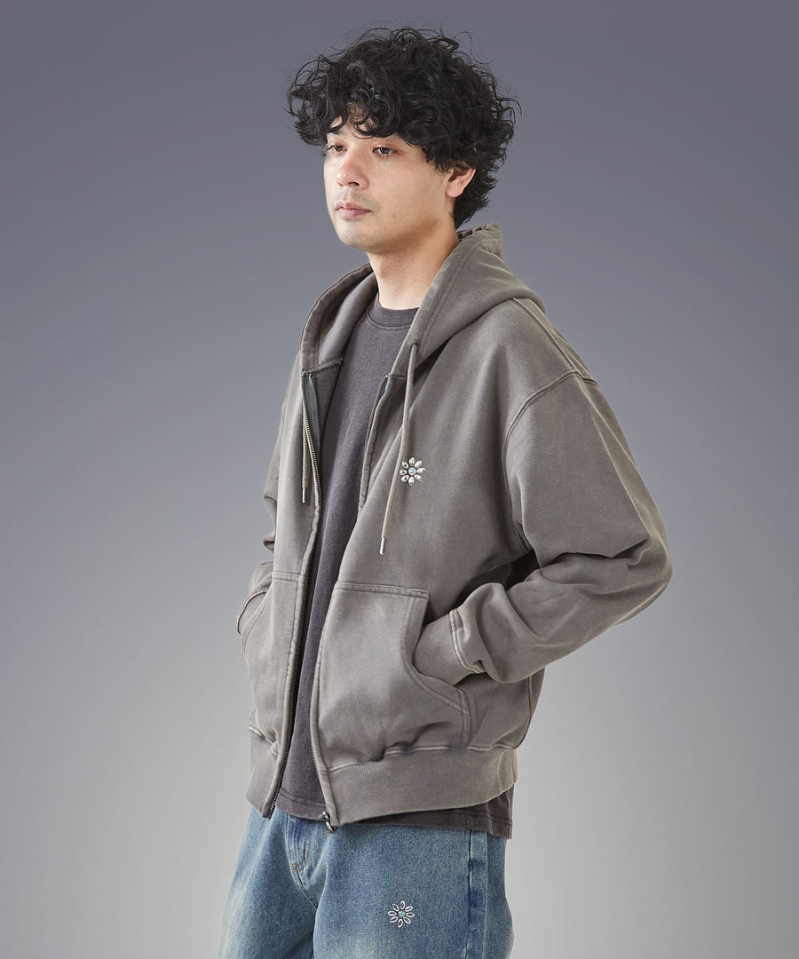 Silent Fade Sweat — Studded & Applique Hoodie / GRAND YELLS / 304324