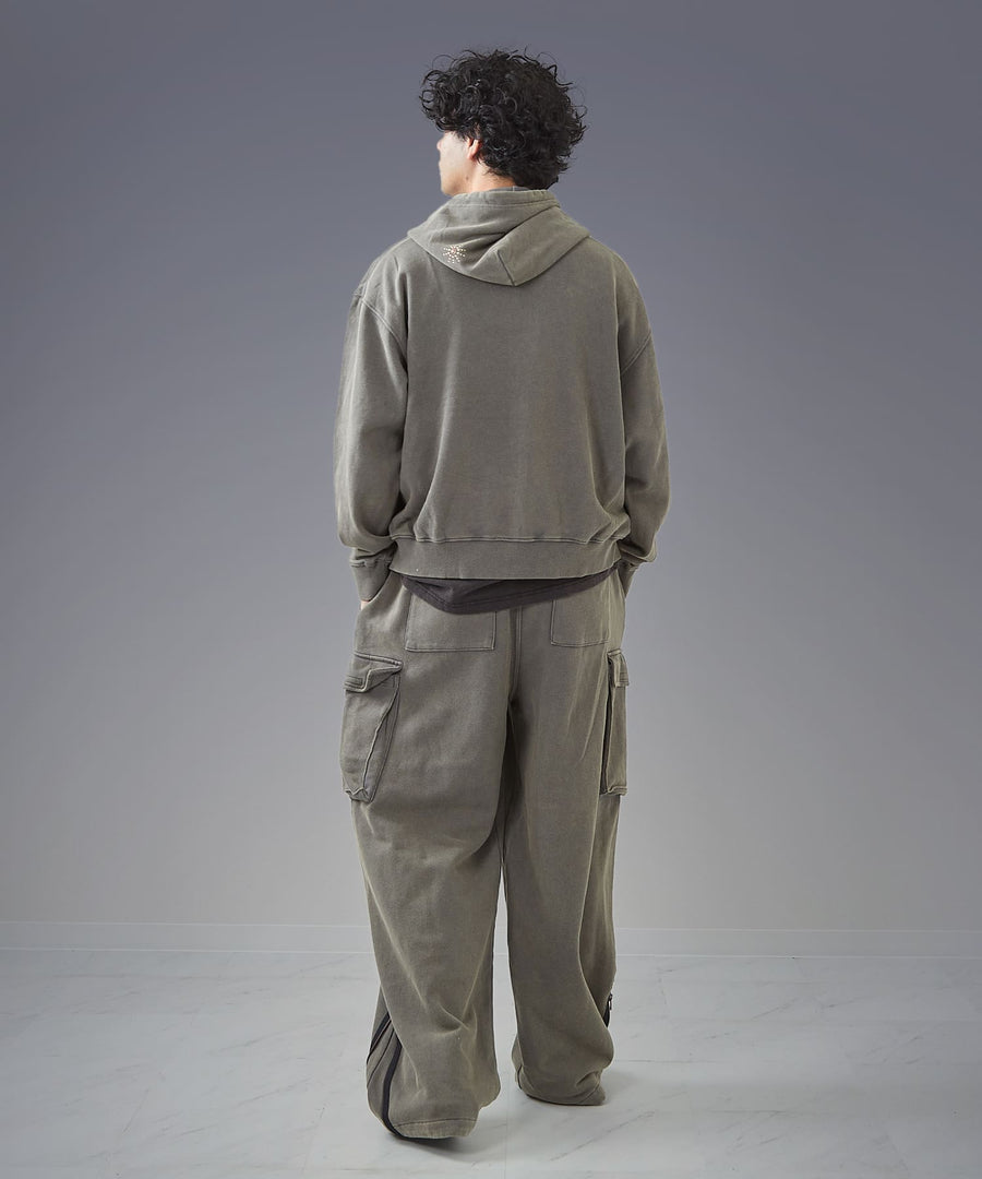 Silent Fade Sweat Pants — Studded Wide Parachute / GRAND YELLS / 304326