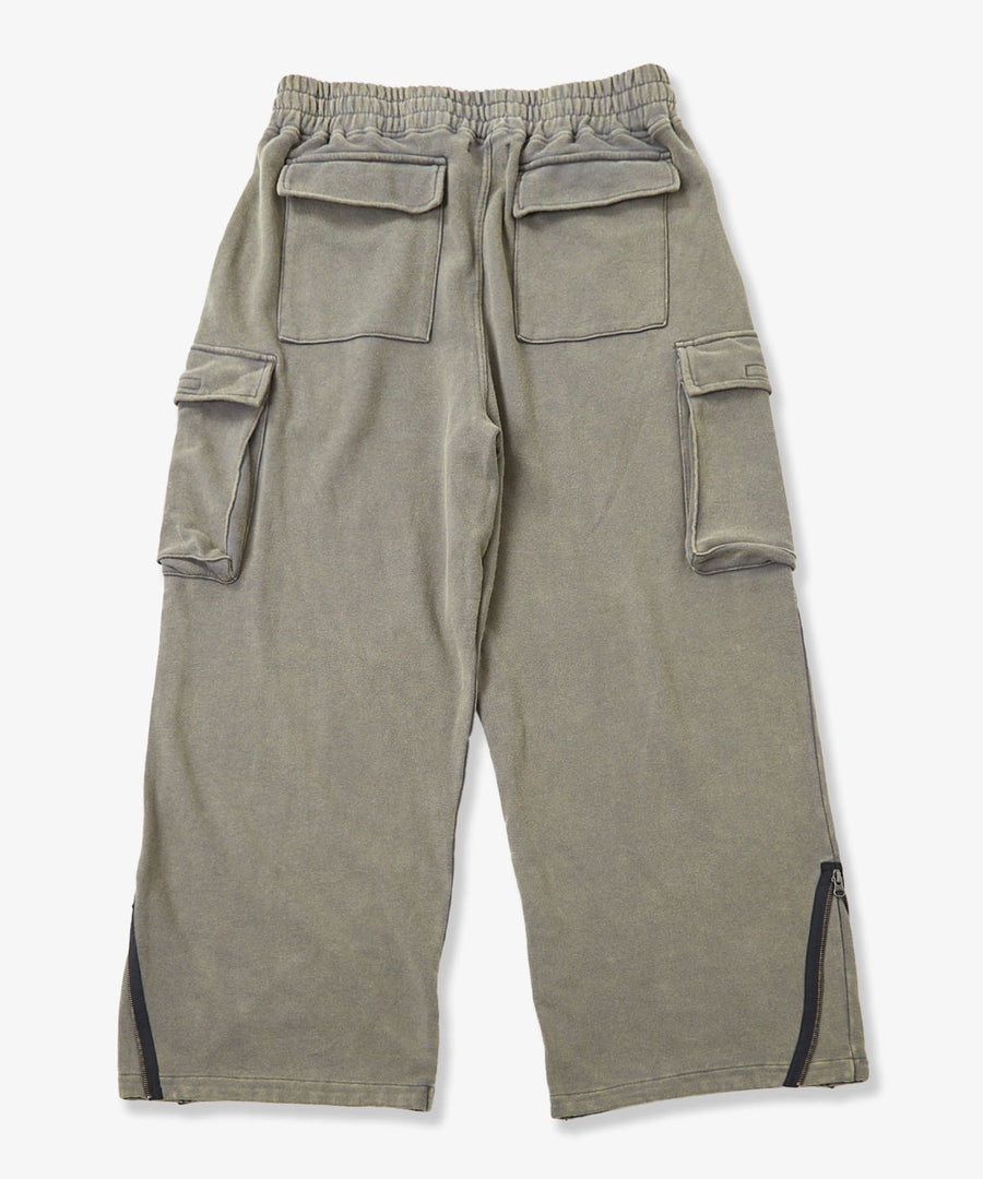 Silent Fade Sweat Pants — Studded Wide Parachute / GRAND YELLS / 304326